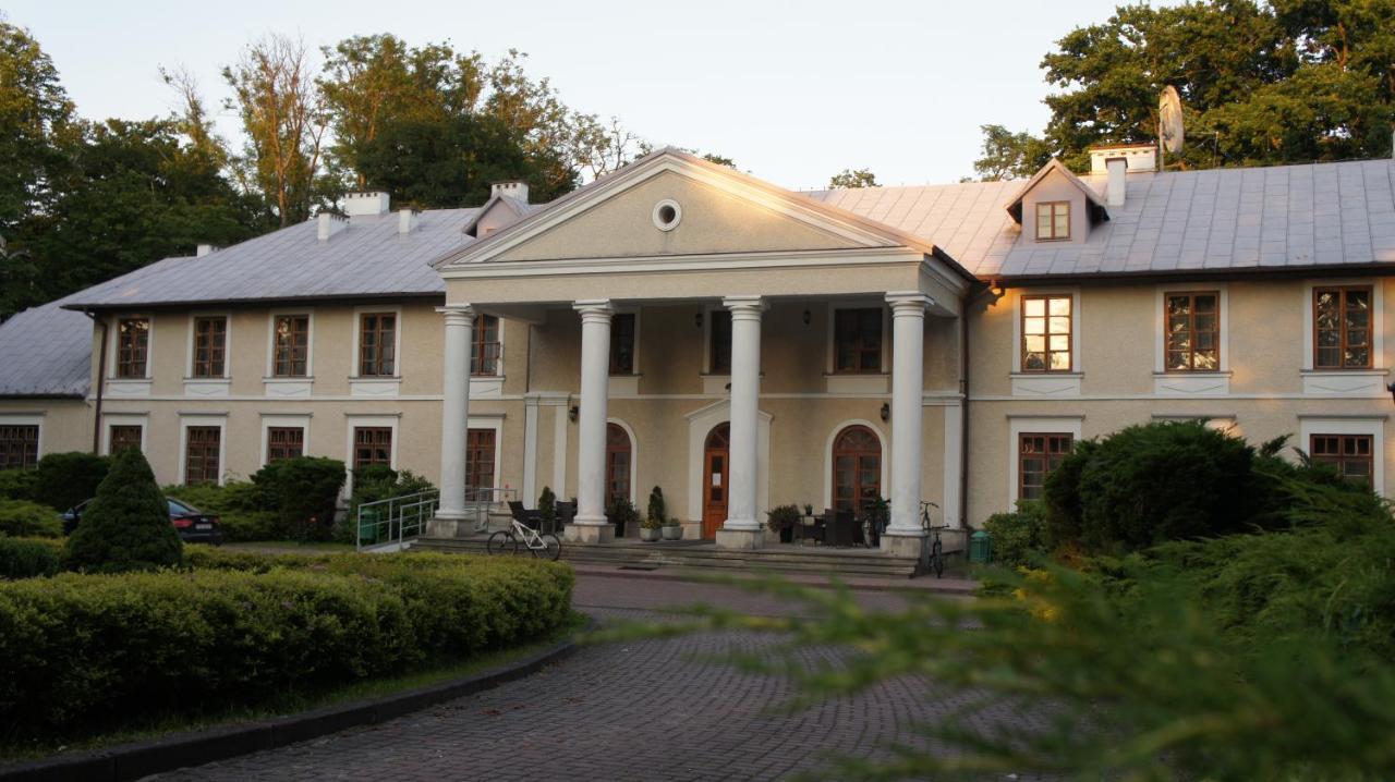 Hotel Rytwiany Palac Exterior foto